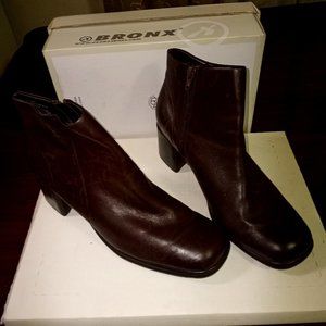 Womens Boots